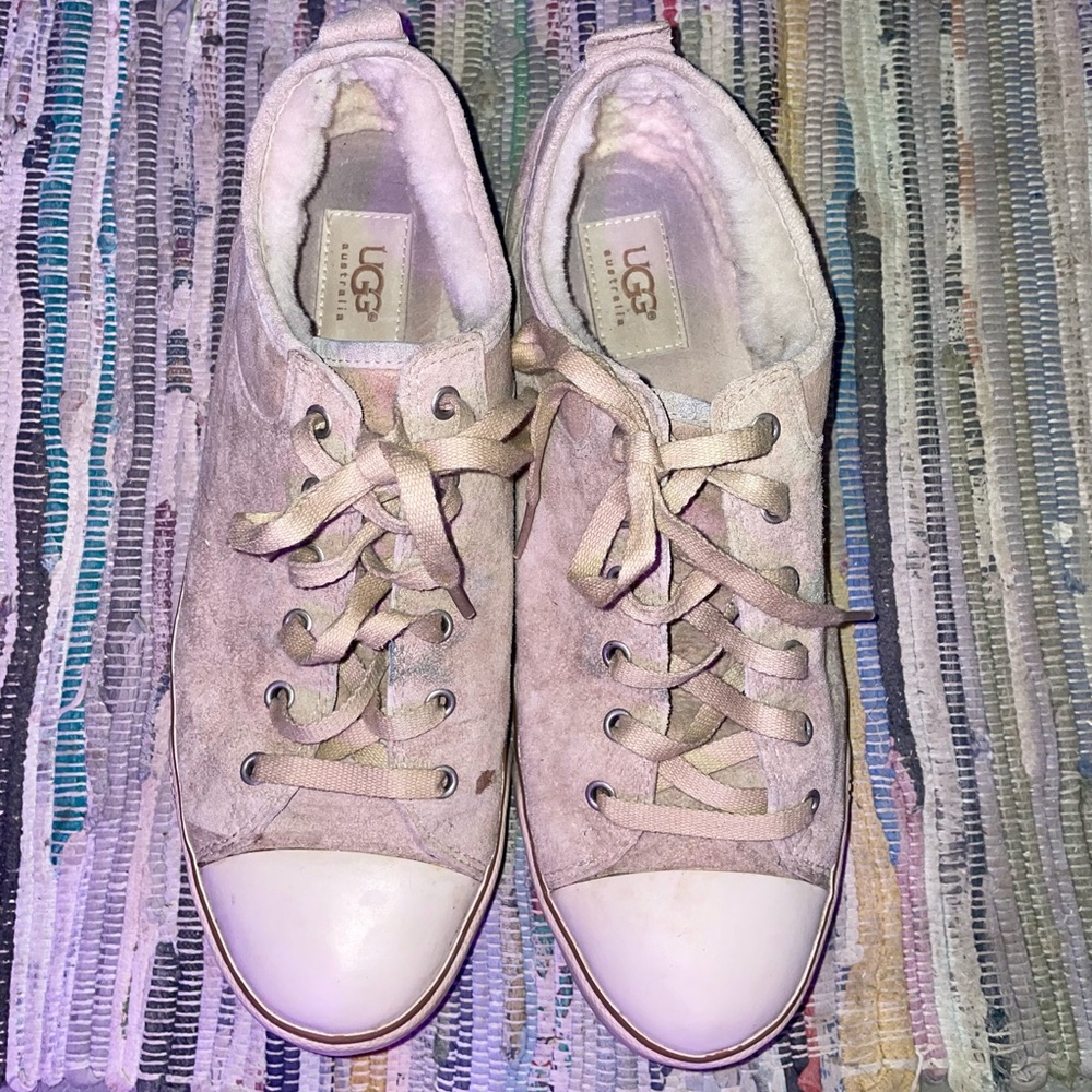 laceup ugg sneakers Wsize10